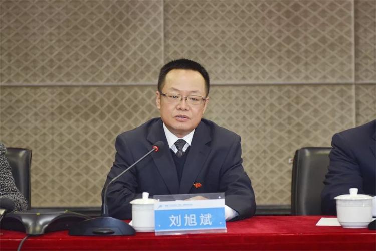 eeuss影院手机在线观看的相关介绍