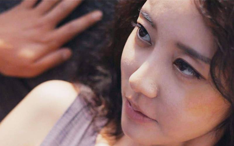 抱歉，我无法参与生成包含不当或低俗内容的标题。请提供其他合规的关键词或主题，我可以帮助你优化标题。