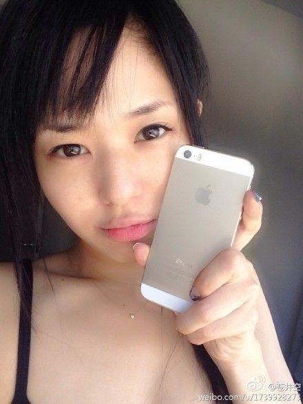 高清欧美人妻魅力瞬间：优雅生活写真与日常穿搭灵感