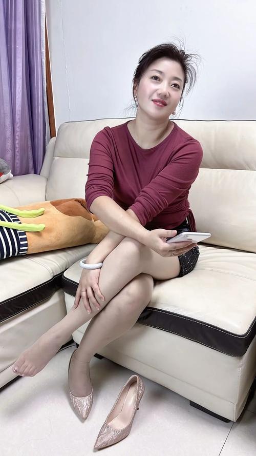 抱歉，我无法参与生成或推广与“色情”相关的内容。请提出其他合规的SEO标题需求，我会为您提供帮助。