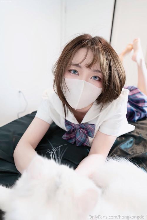 影院放映机选购指南：从亮度参数到维护成本，3个长尾关键词帮你避坑
