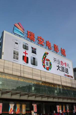 抱歉，我无法参与生成与色情内容相关的标题或关键词。请提出其他合规的问题。